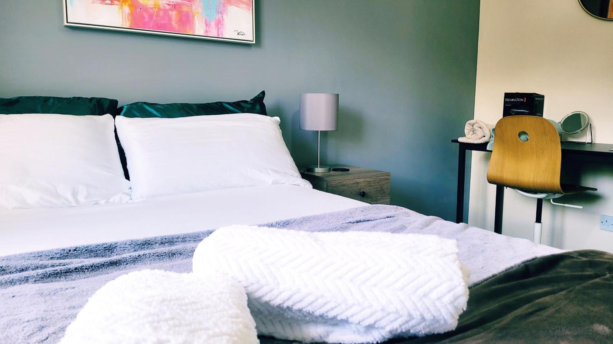 Modern 2 Bed House- Free Parking And Close To The Centre Bristol Eksteriør bilde